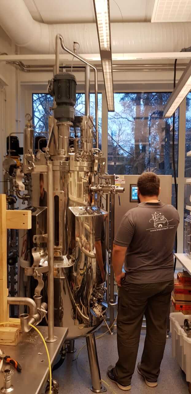 Pilot reactor