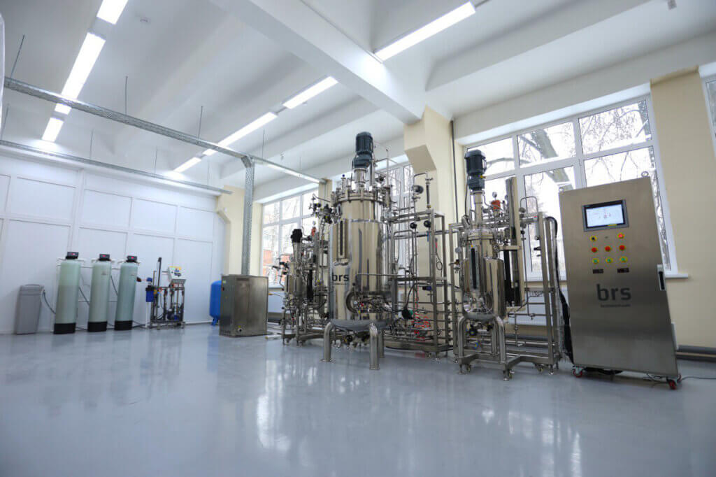 Pilot line of fermentors 